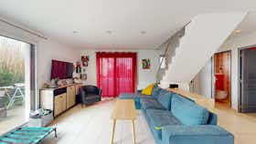 房源 正在以 €1,419 的月租出租，其位于 Fleury-sur-Orne, Rue de l'Octant