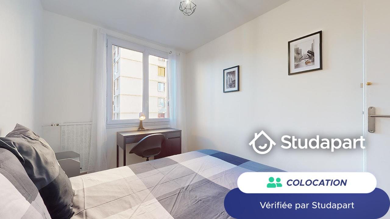 Apartment in Ivry-sur-Seine - View 5