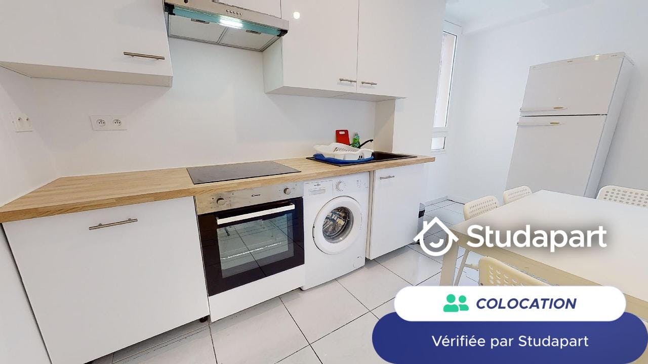 Private room for rent on Rue des Pyramides, Évry-Courcouronnes – pohled 5