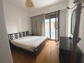Отдельная комната сдается в аренду за 380 € в месяц в Thessaloníki, Konstantinoupoleos