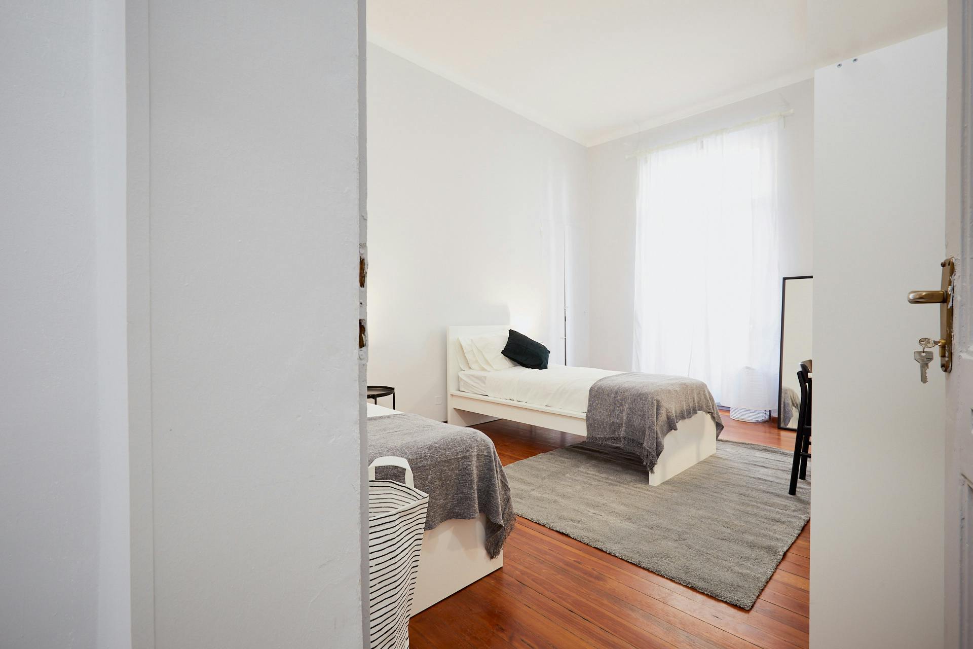 Double room Turin, 1 bed, 19m² — photo 5