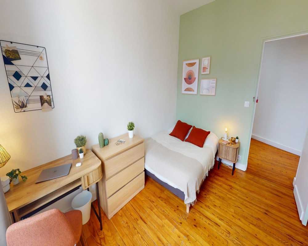 Rue du Jardin public, Bordeaux preview