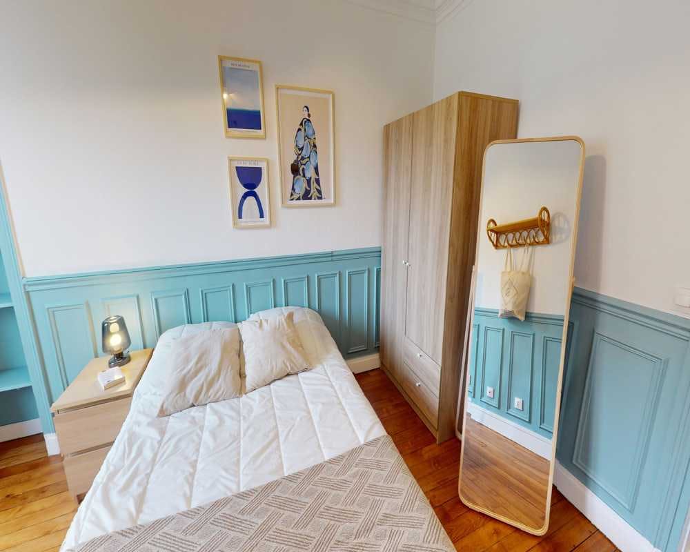 Rue des Cloys, Paris preview