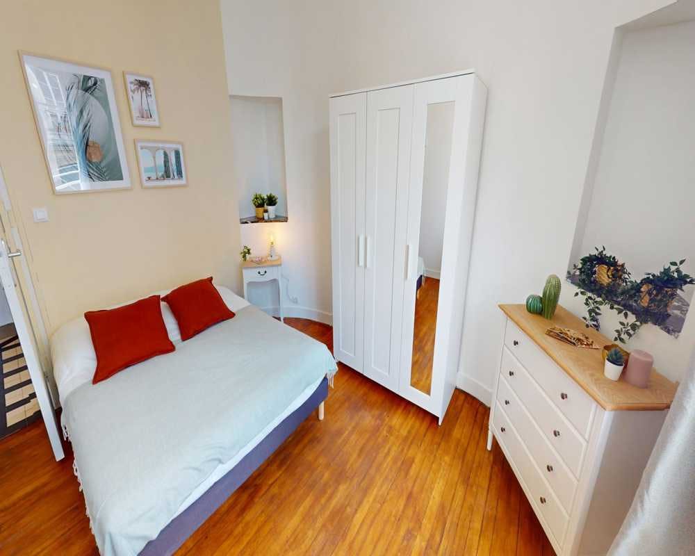 Rue du Jardin public, Bordeaux preview