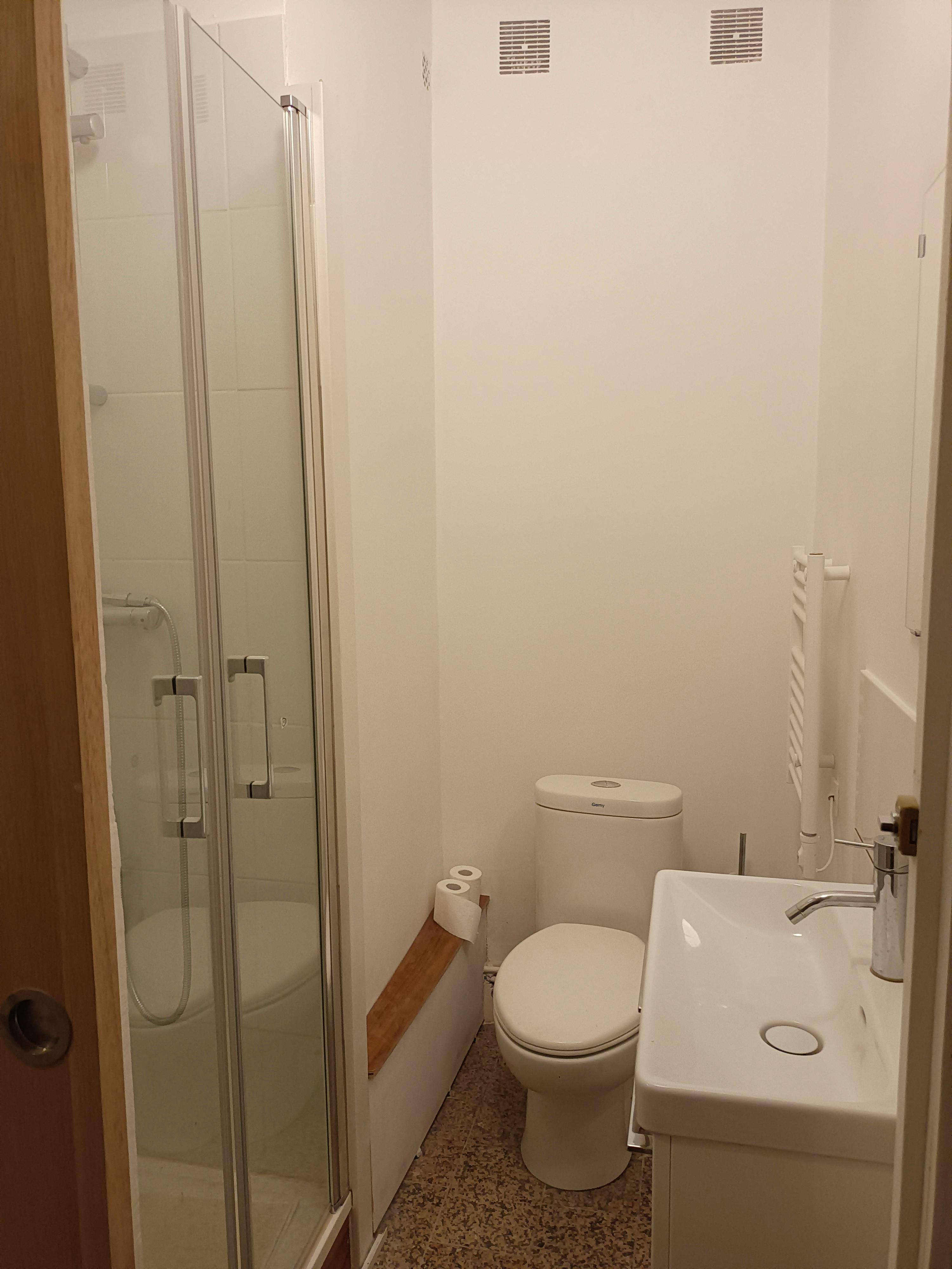 Private room for rent on Avenue Théophile Gautier, Paris - Vue 3