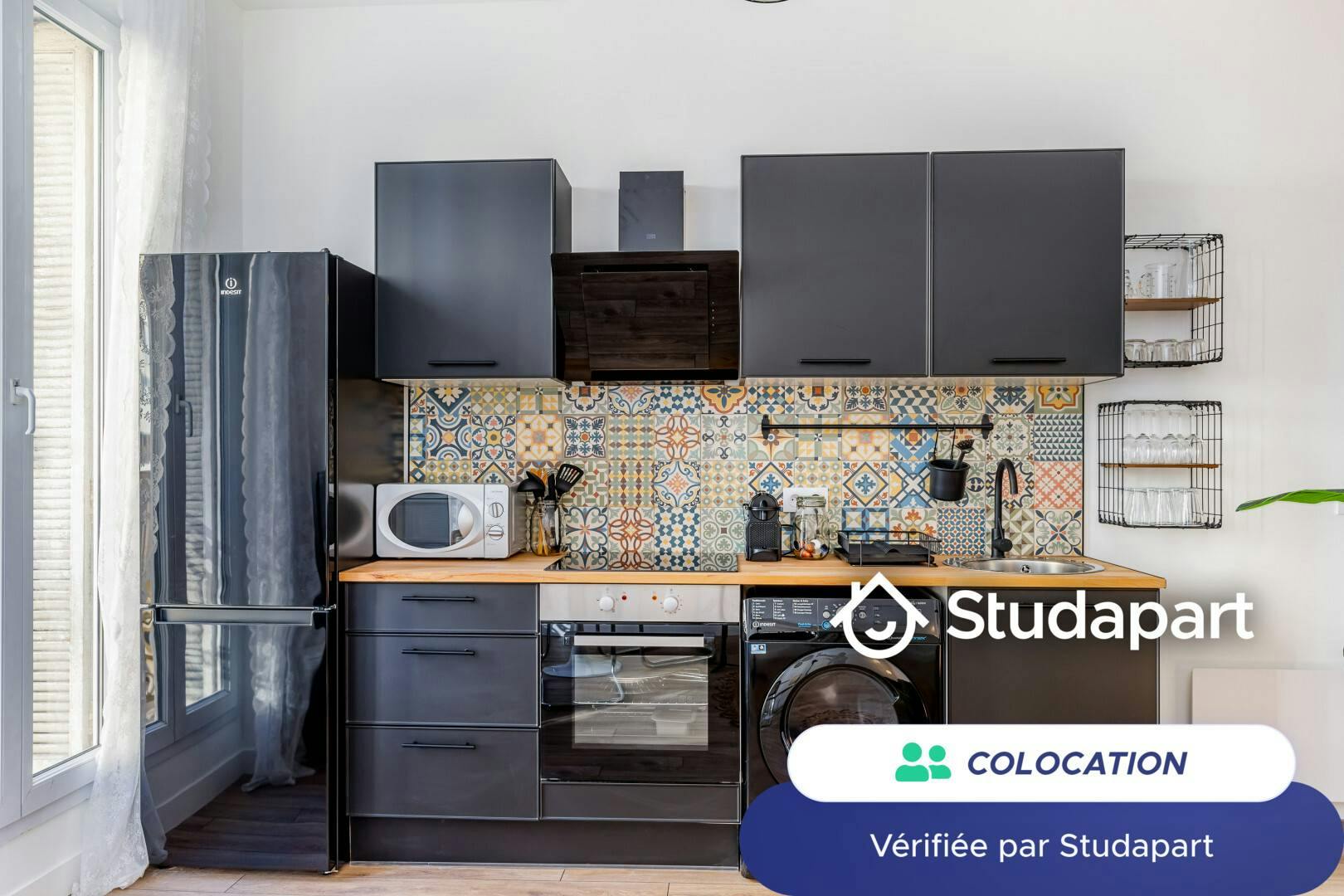 Private room for rent on Rue Pierre Albrand, Marseille - Vue 5
