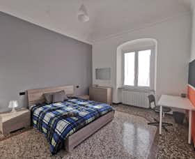 Privé kamer te huur voor € 490 per maand in Genoa, Via Felice Romani