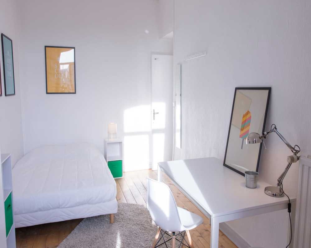 Private room in Rue Léon Gambetta, Lille (1526817) room image 2