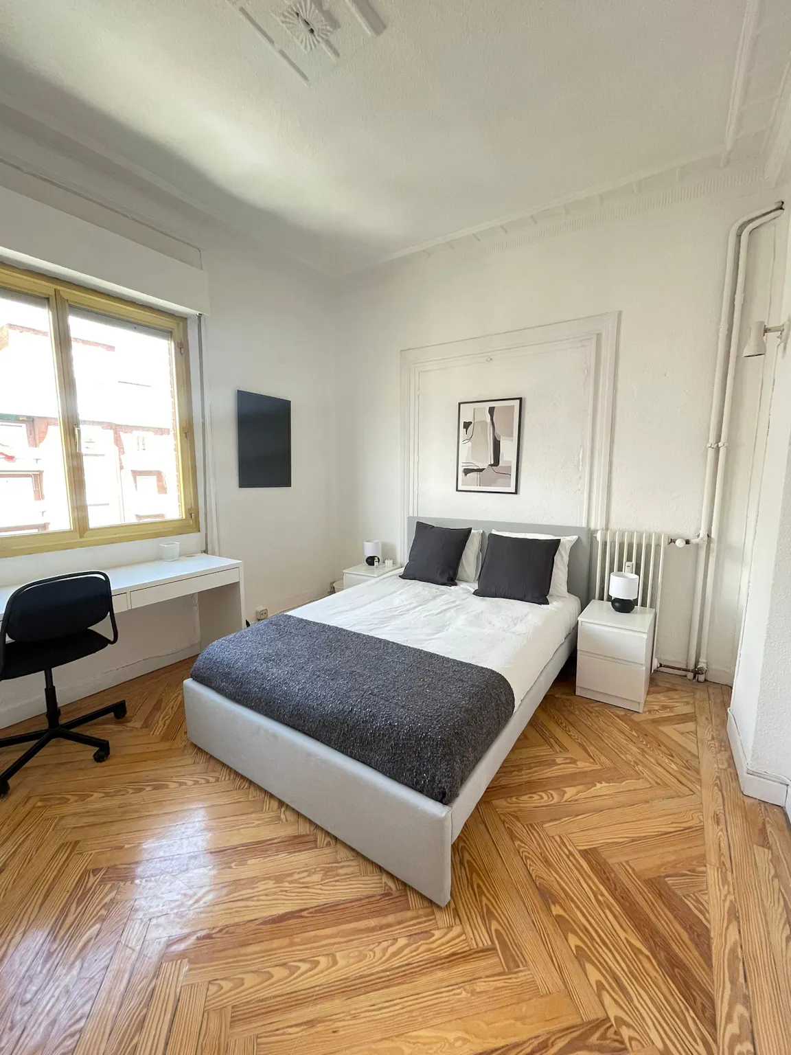 Private room in Calle de Goya, Madrid (1526985) ROOM