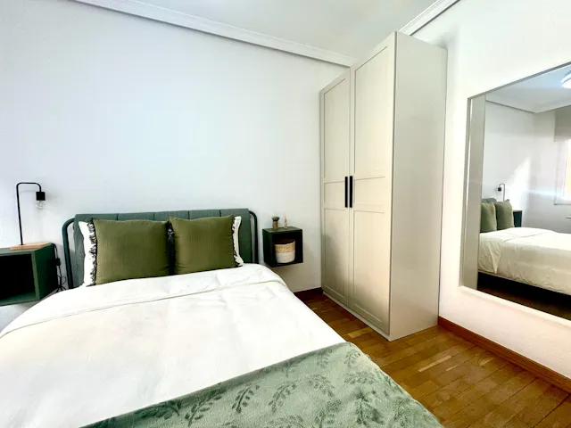 Private room in Calle de Cea Bermúdez, Madrid (1527007) room image 1
