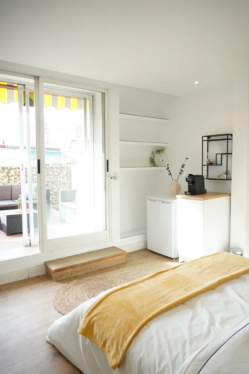 Private room in Calle de Enrique Larreta, Madrid (1527121) ROOM 2