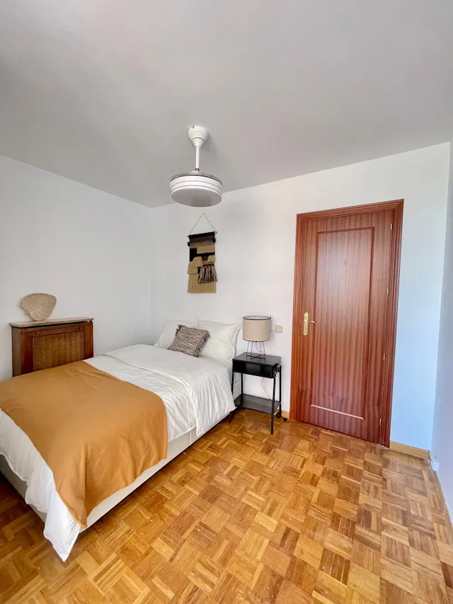 Private room in Calle San Ramón Nonato, Madrid (1527185) room image 1
