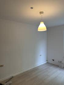 Private room for rent for €520 per month in Köln, Kirchhoffstraße