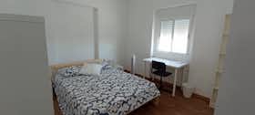 Private room for rent for €400 per month in Mafra, Rua de São Pedro