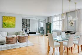 Apartment for rent for €1,220 per month in Vienna, Kärntner Straße
