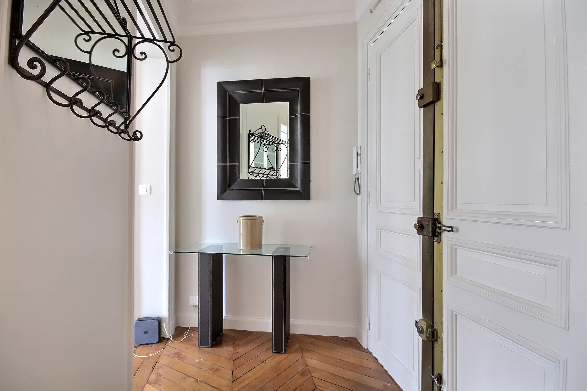 1-Bedroom Apartment in Rue Médéric, Paris (1527650) ROOM 2