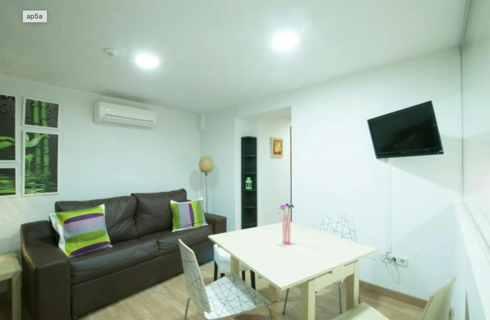 Calle de Atocha, Madrid preview