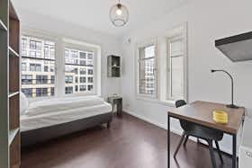 Отдельная комната сдается в аренду за 700 € в месяц в Berlin, Mohrenstraße