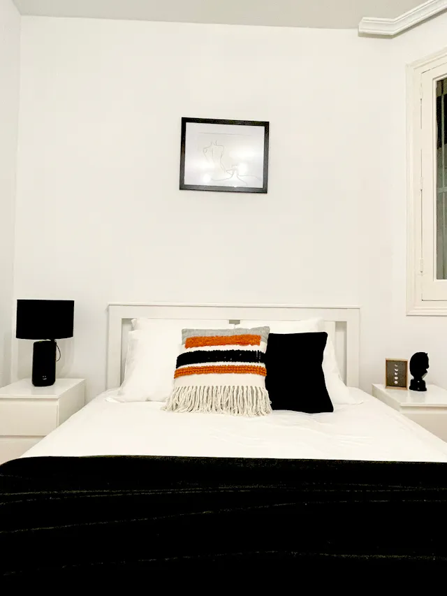 Private room in Calle de Rafael Calvo, Madrid (1528097) room image 10