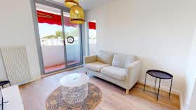 Appartement te huur voor € 1.183 per maand in Montpellier, Allée du Queyras