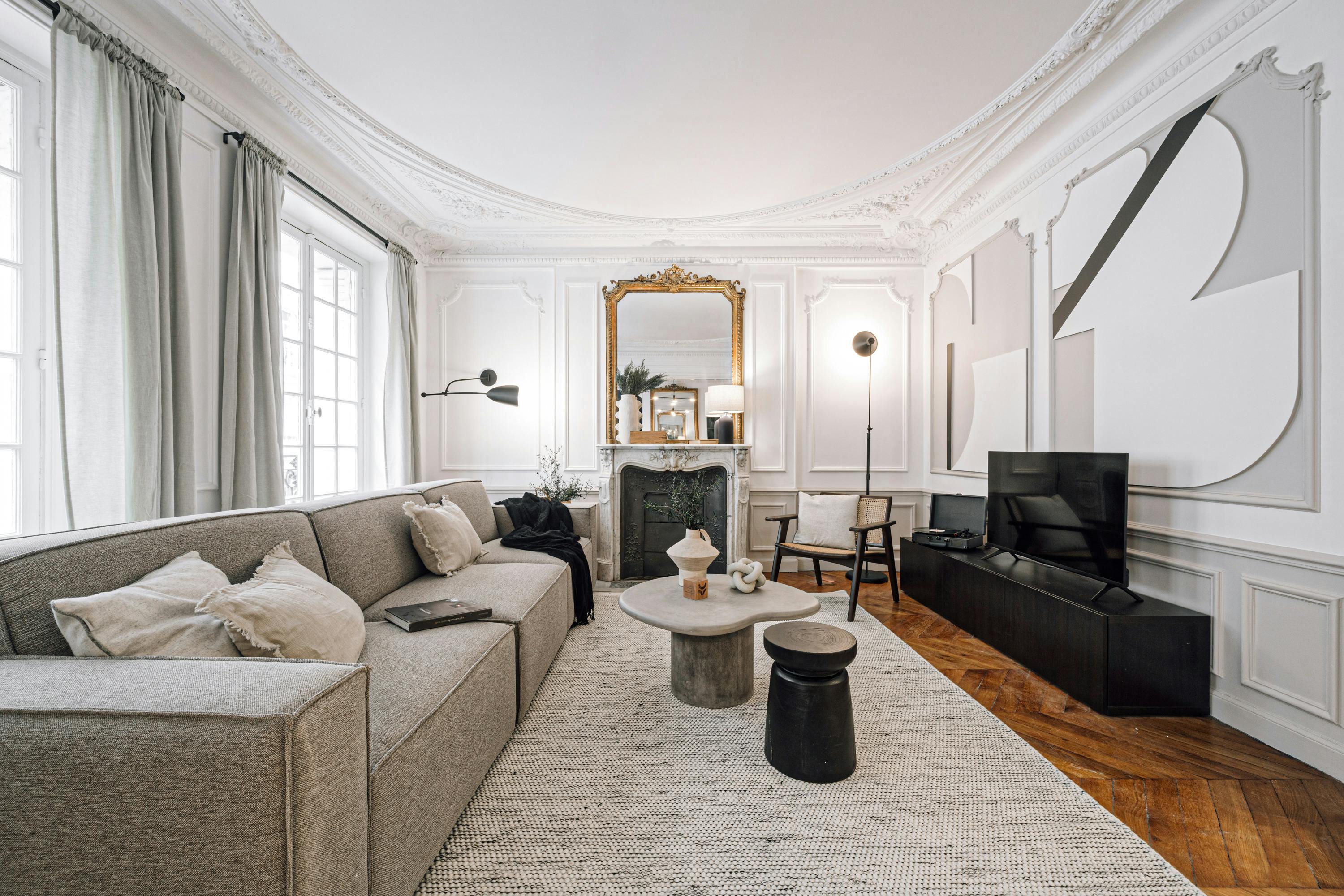 Apartment for rent for €7,917 per month in Paris, Rue des Renaudes