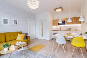 Appartement à louer pour 40 177 CZK/mois à Prague, Laponská
