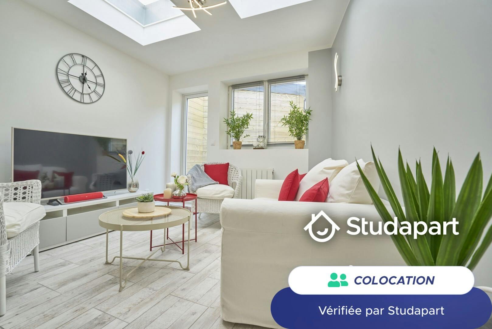 Private room for rent for €480 per month in La Madeleine, Rue du Président Georges Pompidou