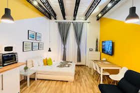 Wohnung zu mieten für 649 € pro Monat in Budapest, Baross utca