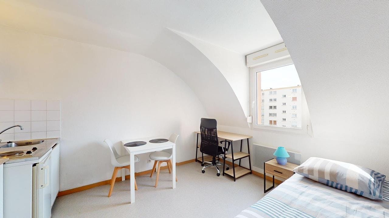 Wohnung zu mieten für 420 € pro Monat in Dijon, Rue Ernest Petit
