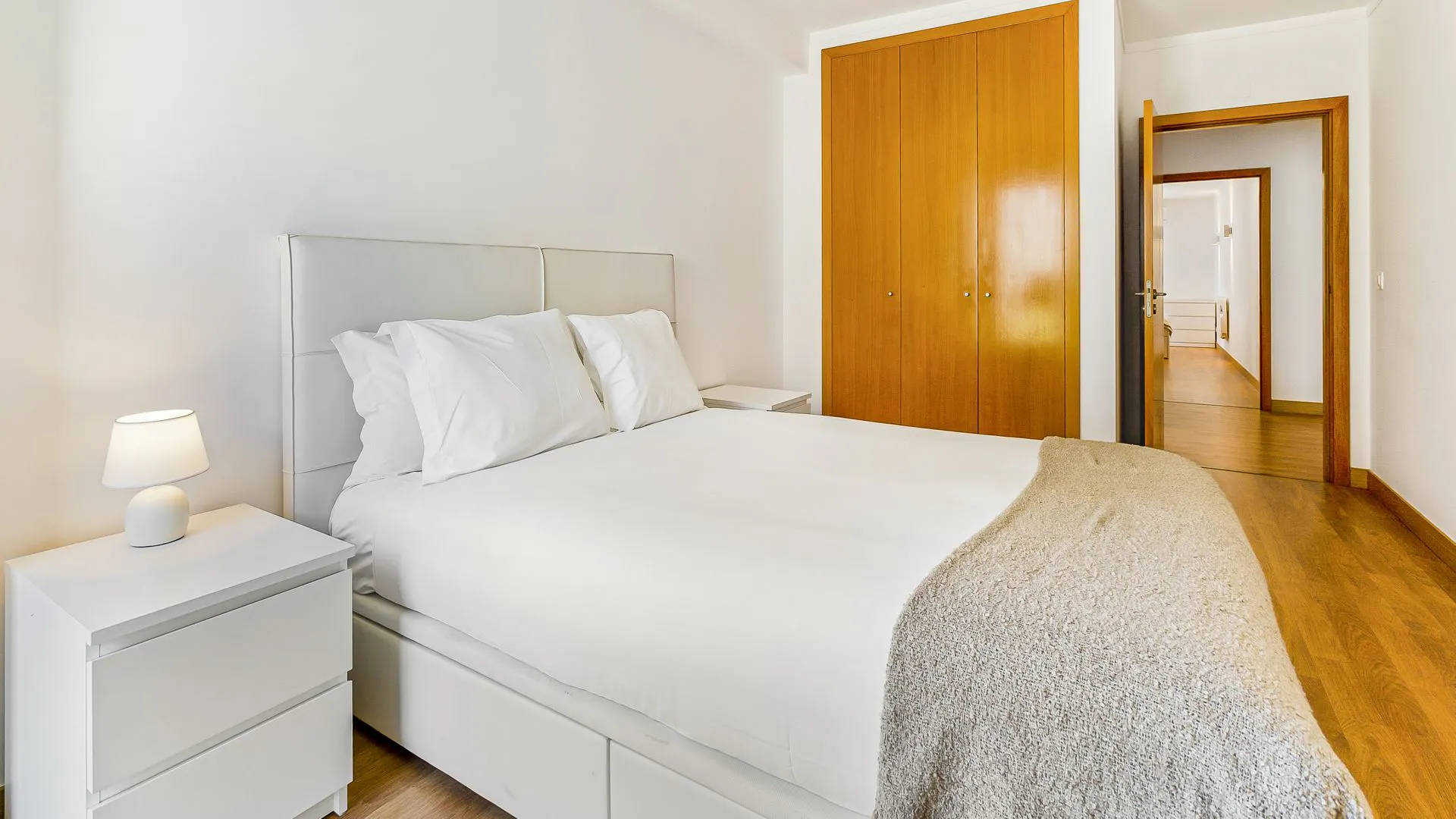3-Bedroom Apartment in Avenida David Mourão-Ferreira, Lisbon (1528411) ROOM 2