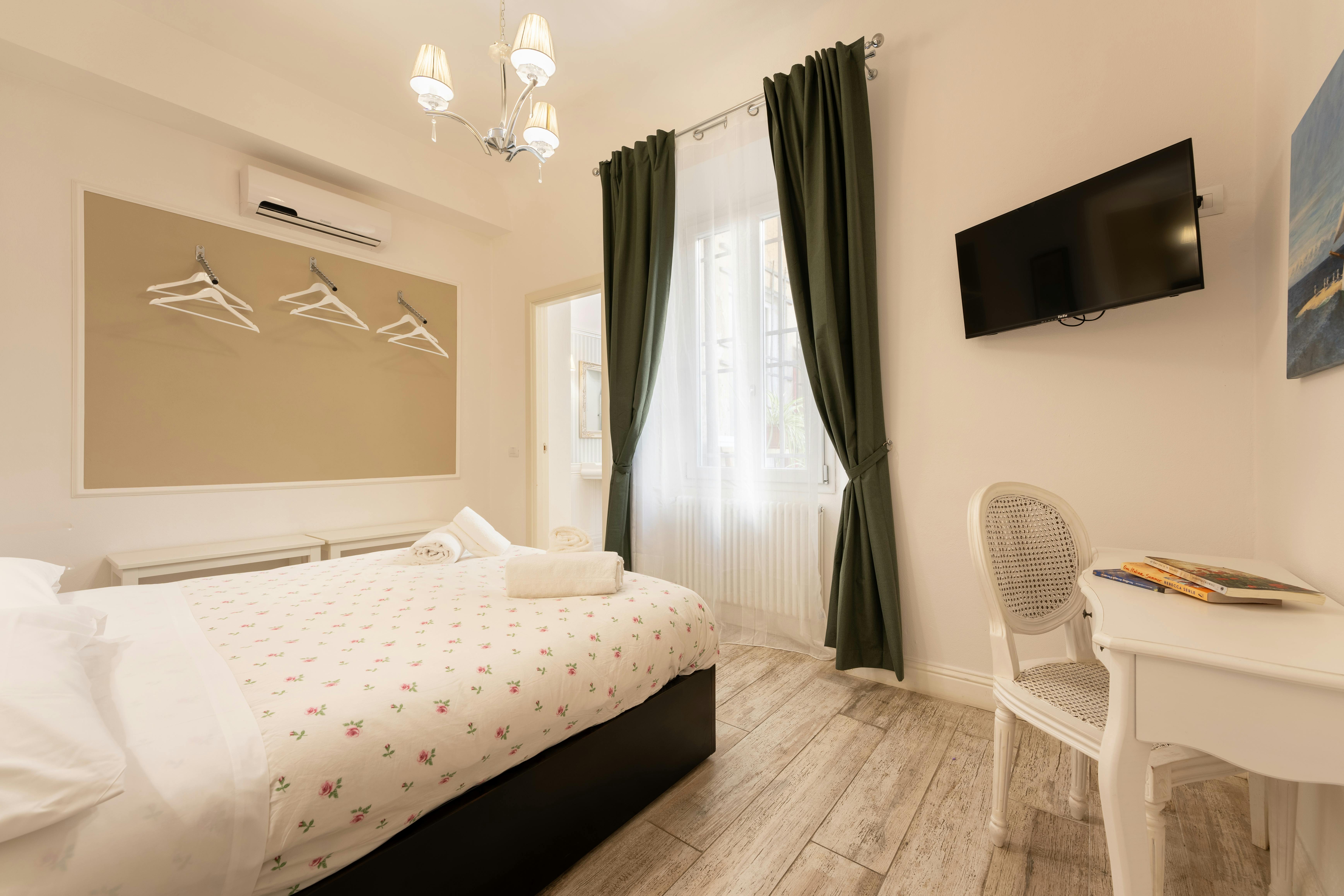 Apartment Florence, 2 beds, 80m² — photo 2