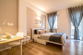 私人房间 正在以 €570 的月租出租，其位于 Padova, Via Domenico Turazza