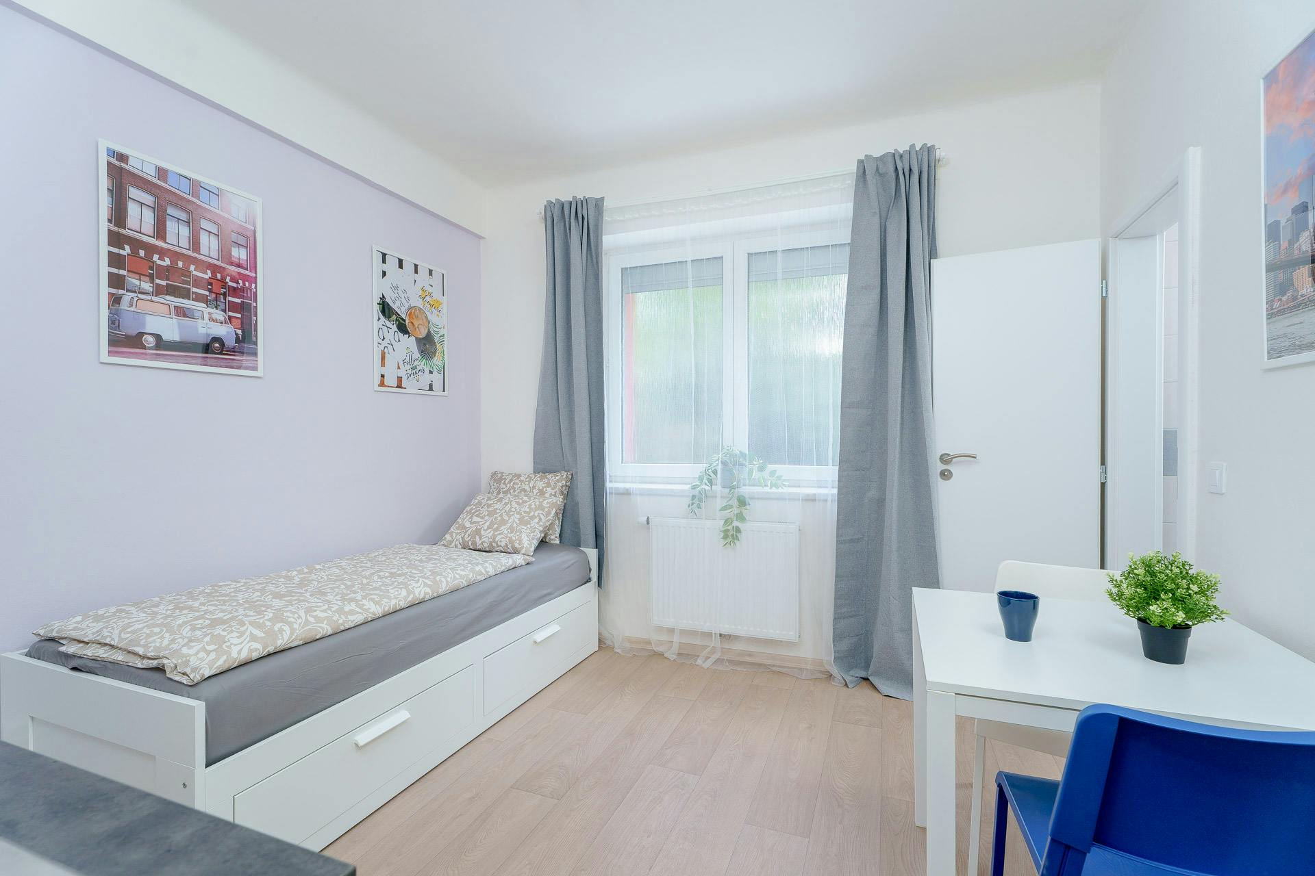 preview gallery tile