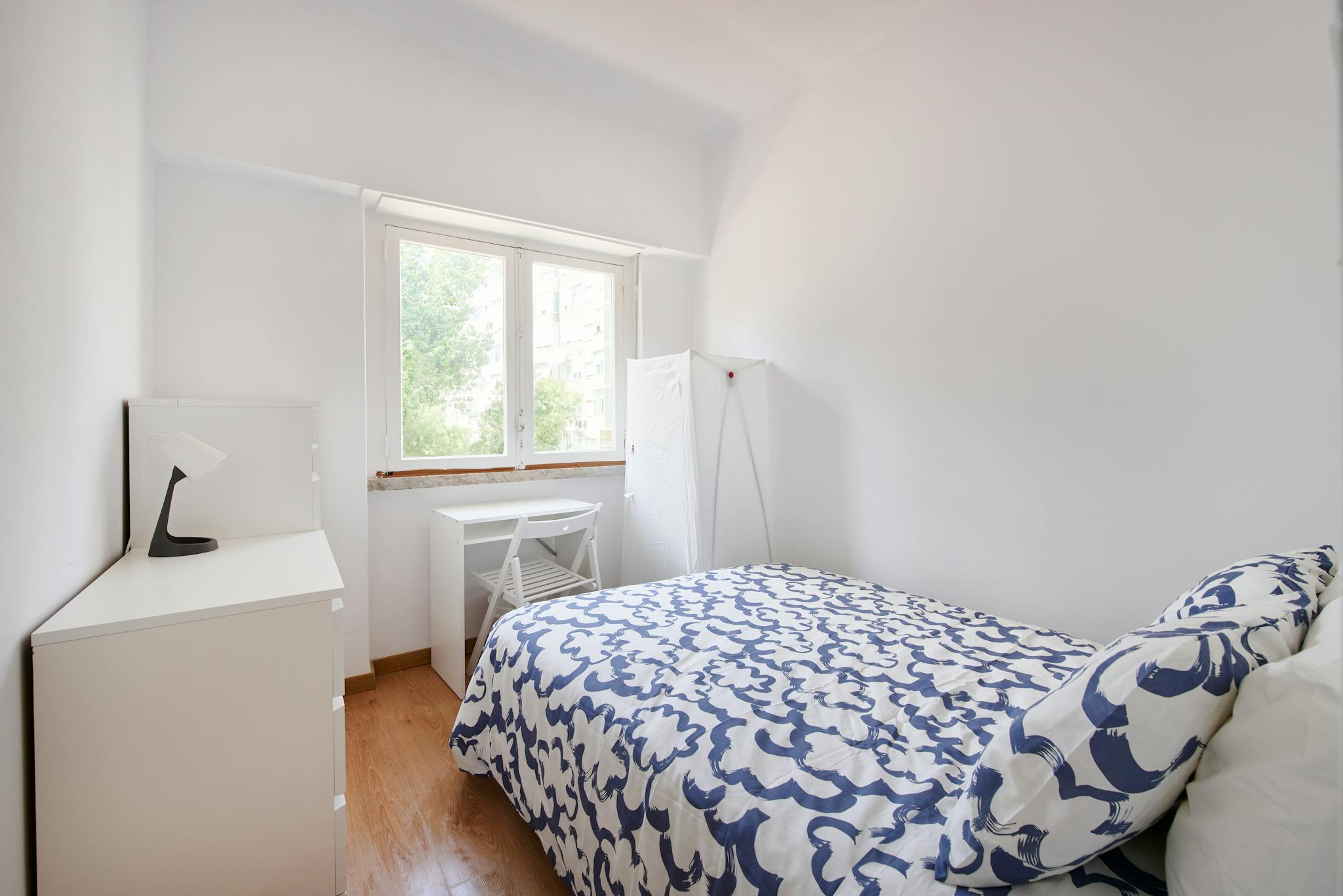 Rua da República da Bolívia, Lisbon preview