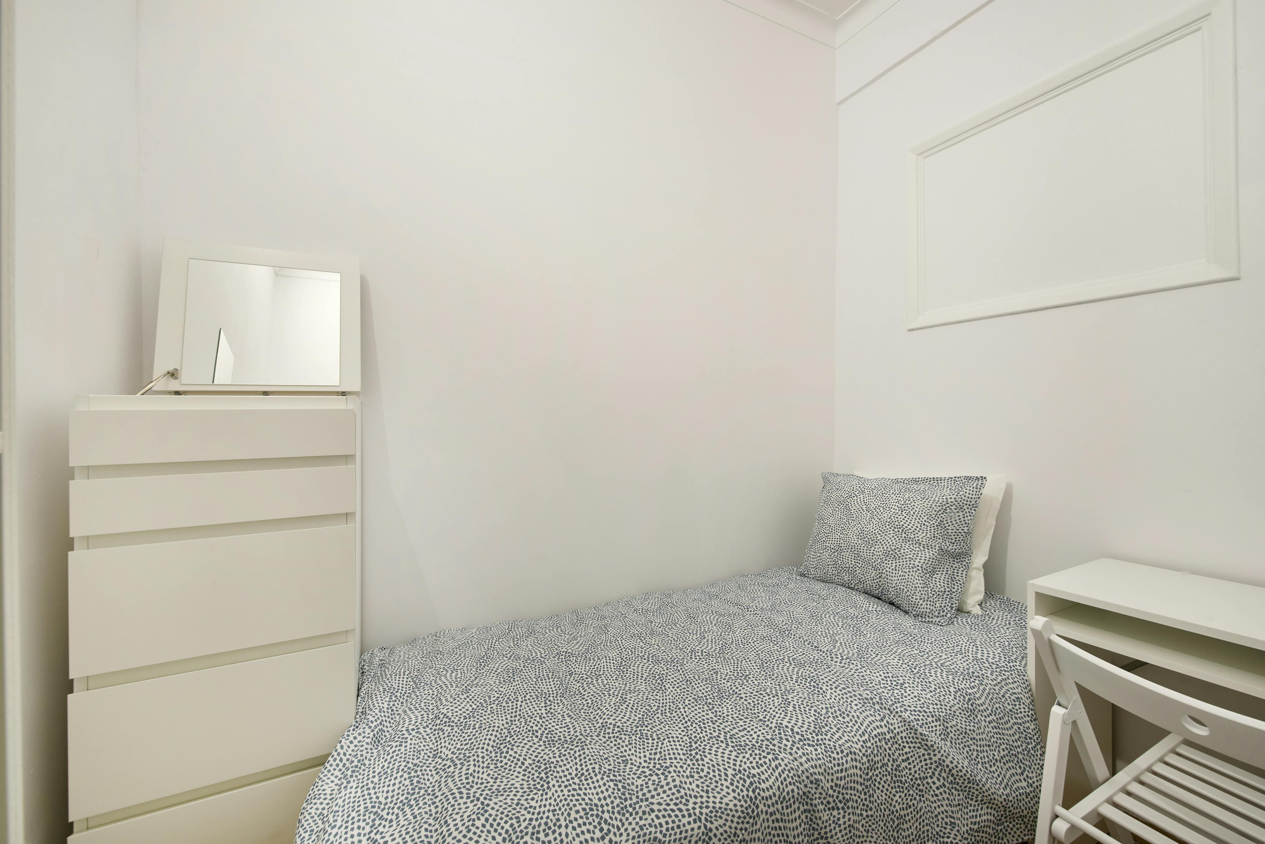 Privé kamer te huur voor € 350 per maand in Lisbon, Rua da República da Bolívia