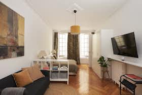 Studio for rent for €1,500 per month in Madrid, Costanilla de los Ángeles