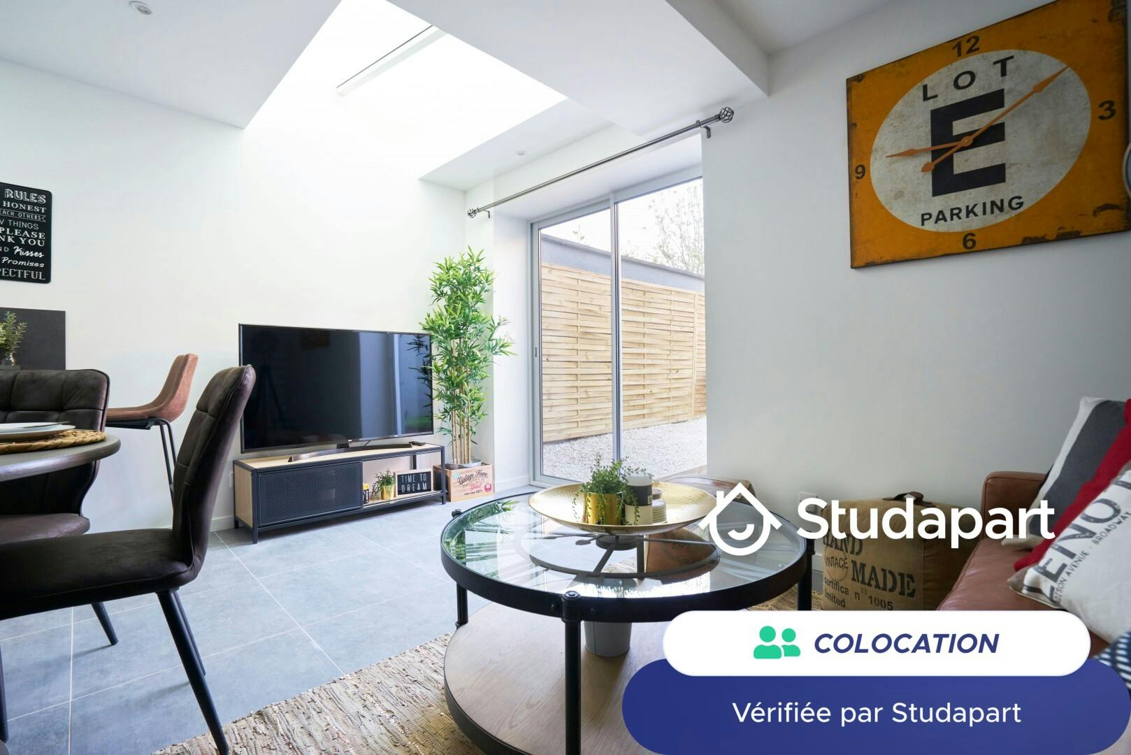 Private room for rent on Rue Edouard Vaillant, Lille - Vue 5