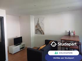 Private room for rent for €335 per month in Saint-Brieuc, Rue du Colombier