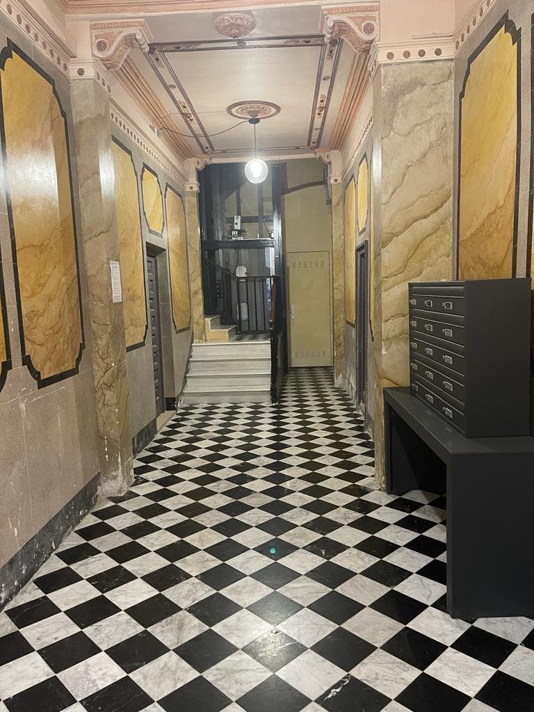 preview gallery tile