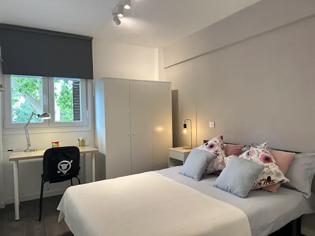 Private room in Calle de San Robustiano, Madrid (1528893) room image 1
