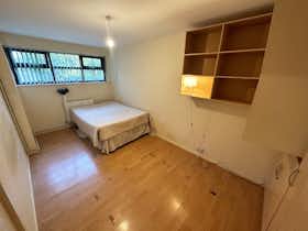 Private room for rent for £900 per month in London, Elephant Lane