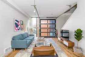 Apartament de închiriat pentru $4,881 pe lună în Seattle, Palatine Ave N