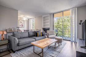 Apartament de închiriat pentru $3,791 pe lună în Los Angeles, Gayley Ave