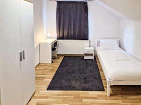 Private room for rent for €550 per month in Vienna, Josef-Palme-Platz