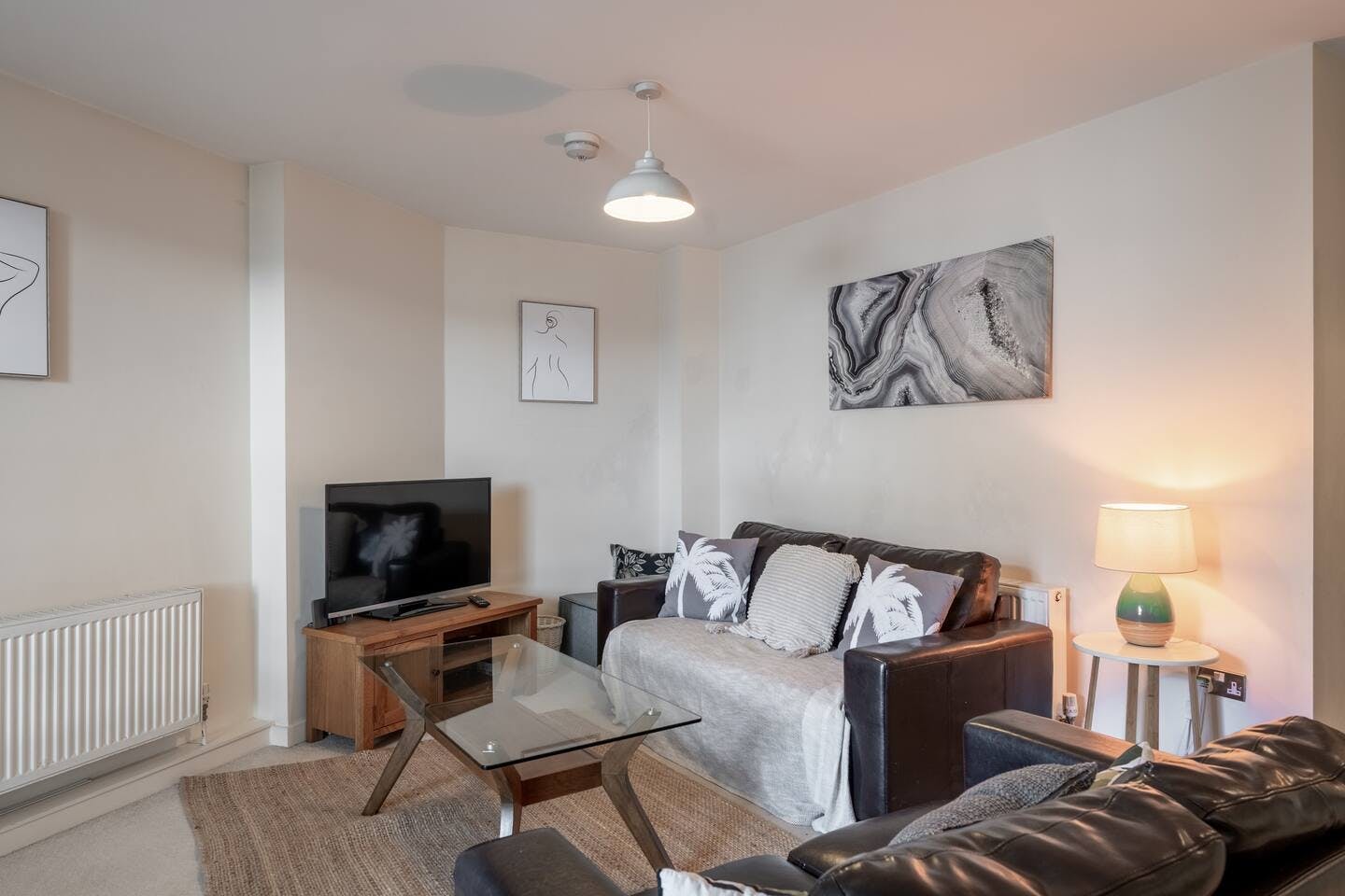 Квартира сдается в аренду за 2 818 £ в месяц в Plymouth, Moon Street