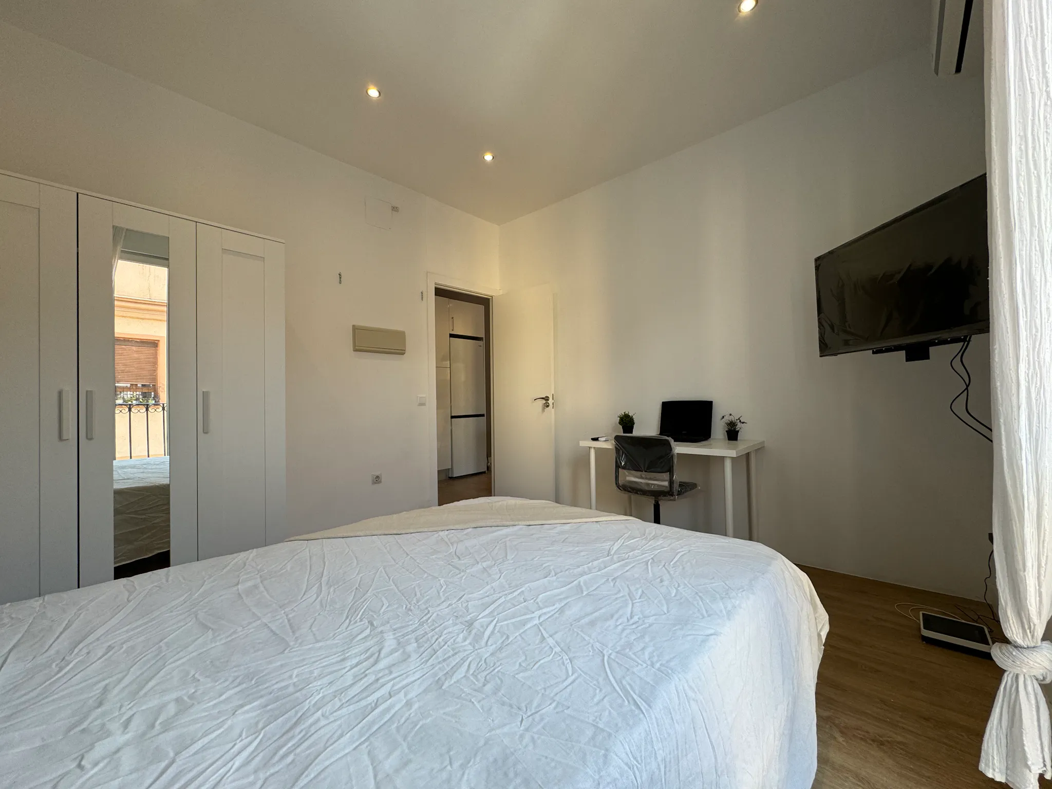 4-Bedroom Apartment in Calle de Manuel Aleixandre, Madrid (1529101) ROOM 3