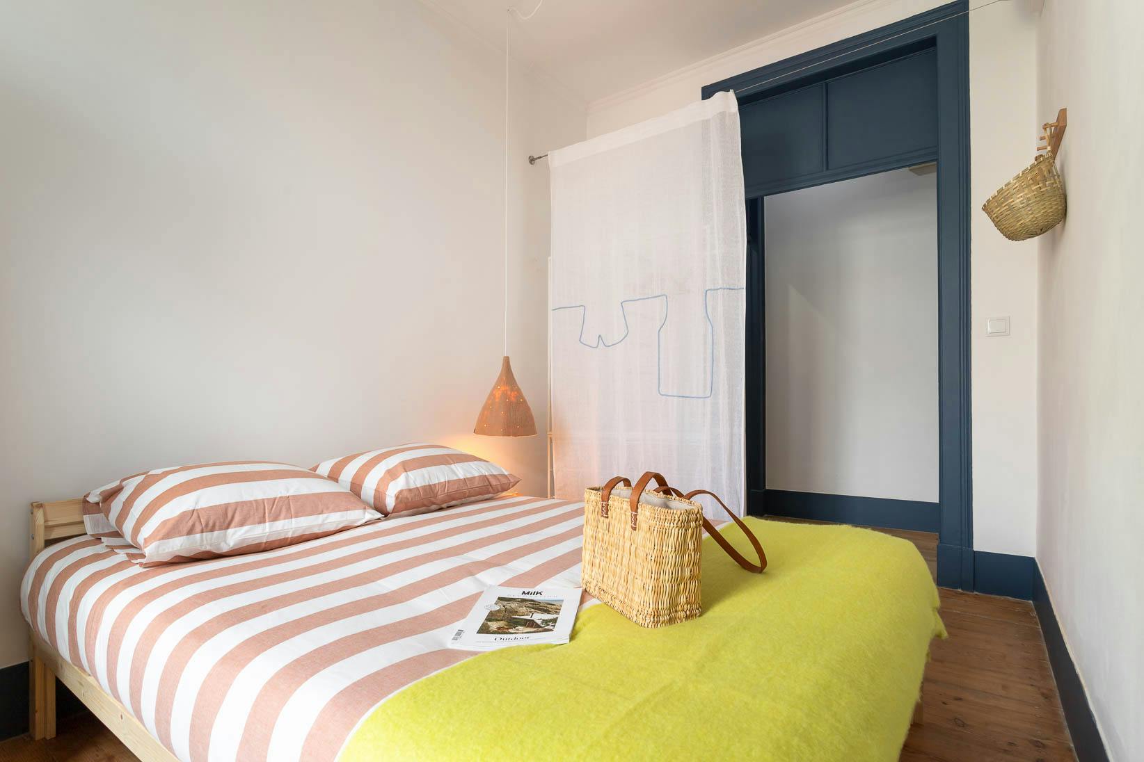 Rua Álvaro Coutinho, Lisbon preview