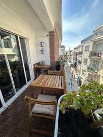 Apartment for rent for €1,290 per month in Sitges, Carrer Bonaire