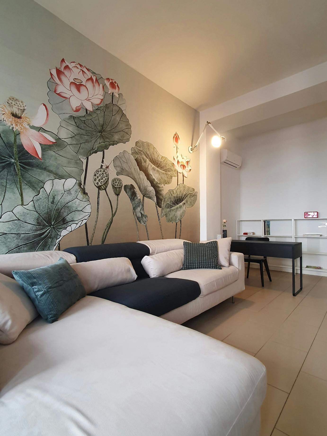 Viale Coni Zugna, Milan