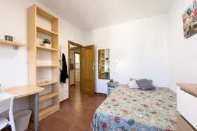 WG-Zimmer zu mieten für 585 € pro Monat in L'Hospitalet de Llobregat, Carrer d'Albereda